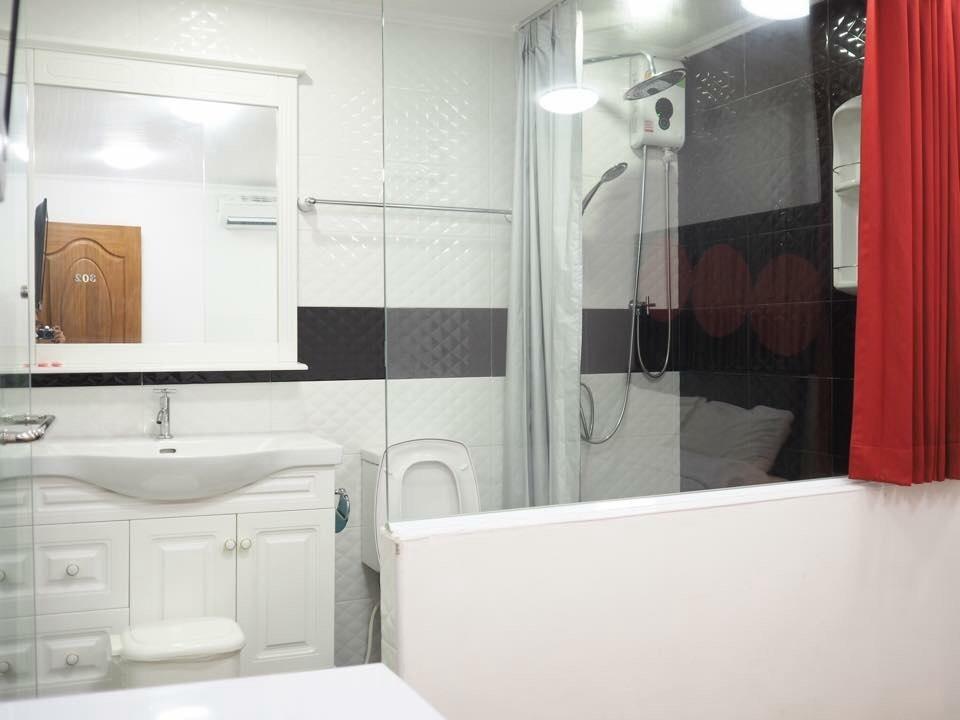 Pook Swan House Hotel Pattaya Zimmer foto